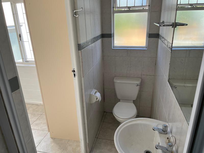 1 Bedroom Property for Sale in Fish Hoek Western Cape